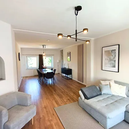 Lofty Maisonette Wohnung, A Lage, 10 Min Zur Messe Essen Fuer Bis Zu 6 Personen Exterior photo