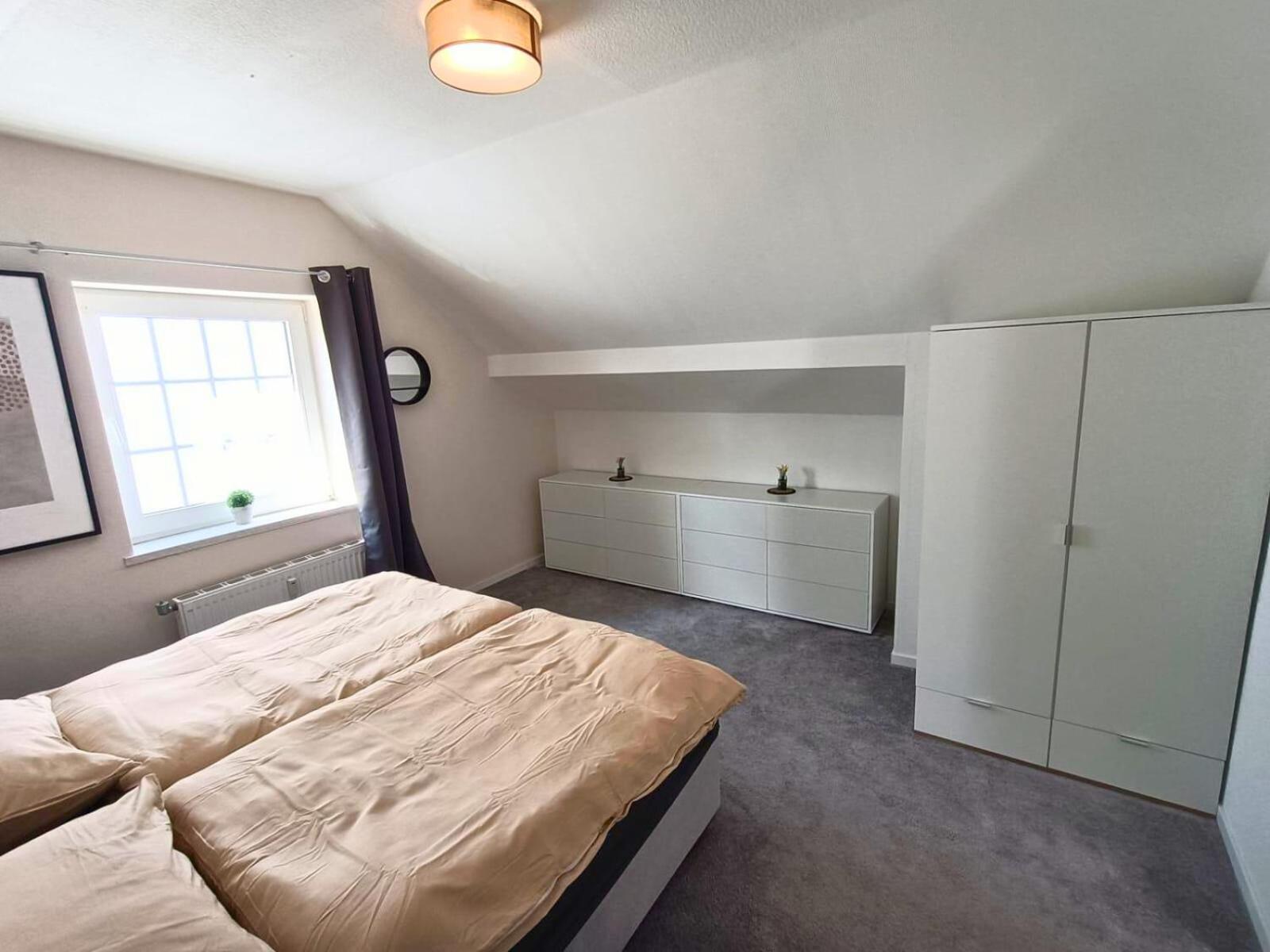 Lofty Maisonette Wohnung, A Lage, 10 Min Zur Messe Fuer Bis Zu 6 Personen Apartment Essen