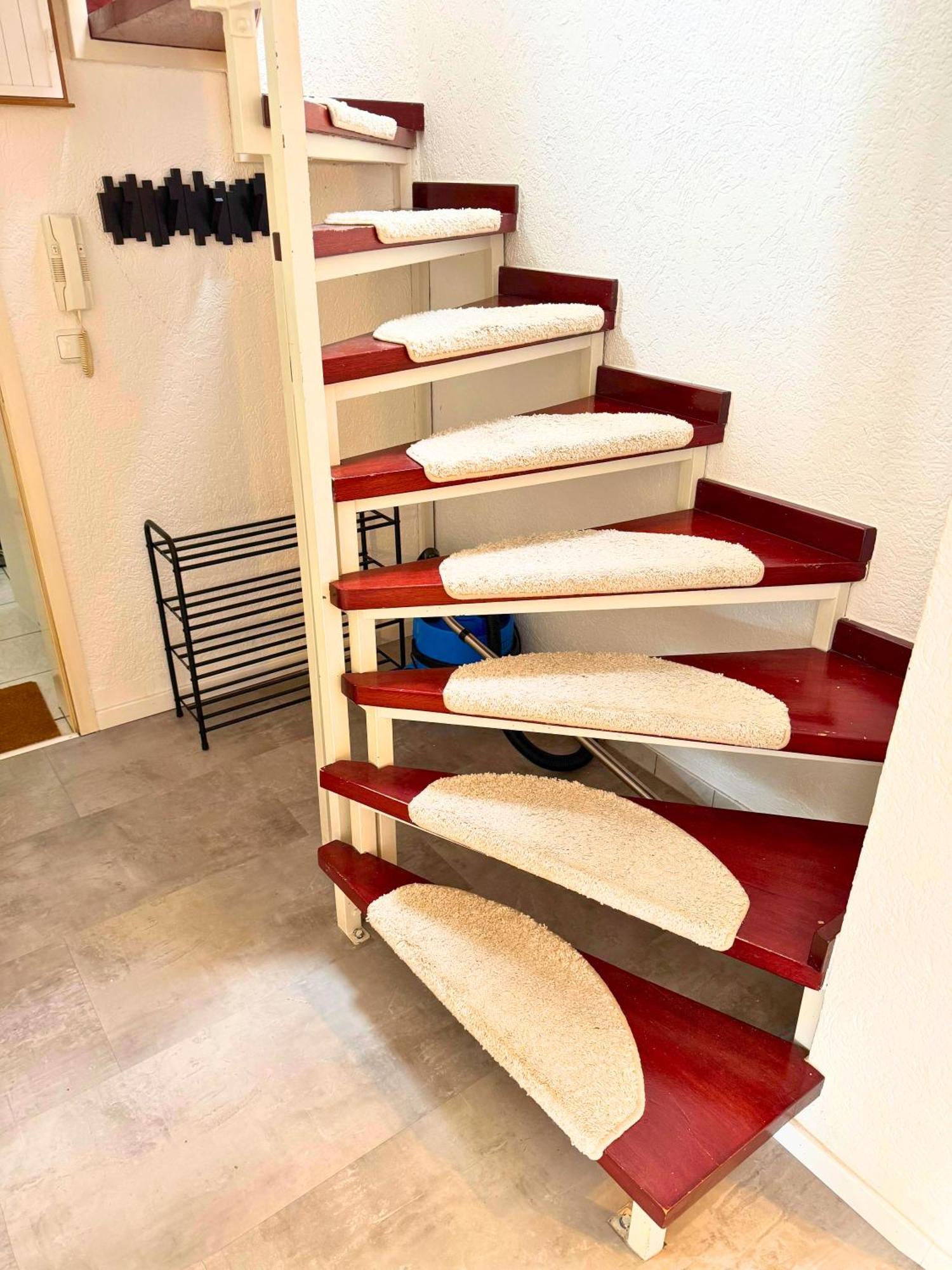Apartment Lofty Maisonette Wohnung, A Lage, 10 Min Zur Messe Fuer Bis Zu 6 Personen